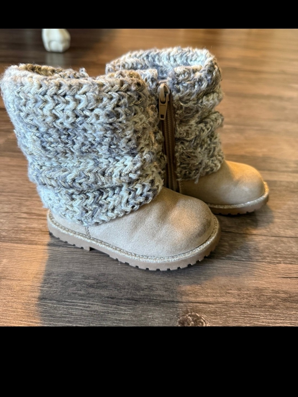 Knit Cuff Suede Toddler Boots in Taupe Sz 5